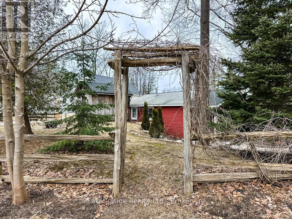 111 Sunrise Avenue W, Huron-Kinloss, Ontario  N0G 2R0 - Photo 3 - X12932144