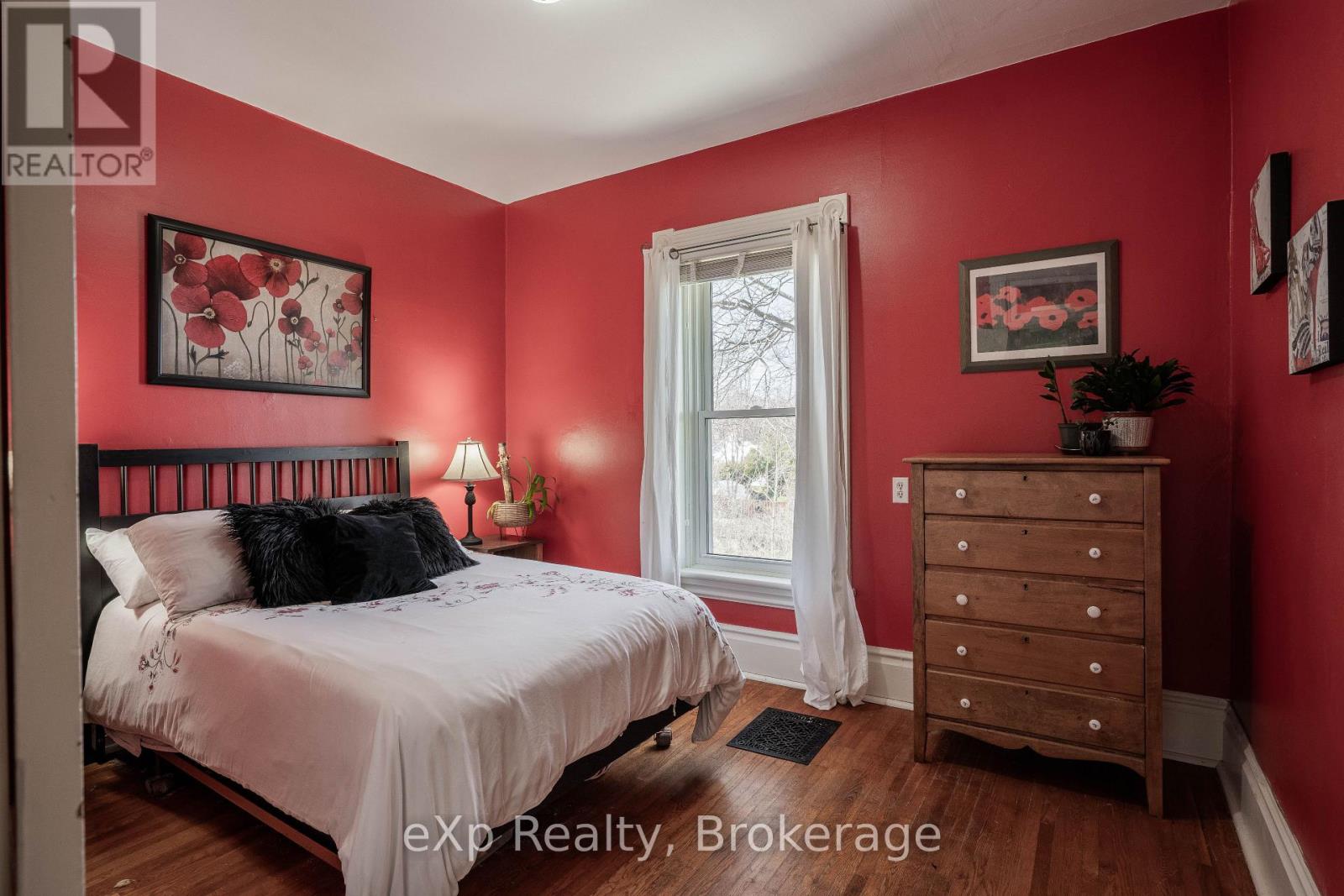 352 Berford Street, South Bruce Peninsula, Ontario  N0H 2T0 - Photo 29 - X12934008