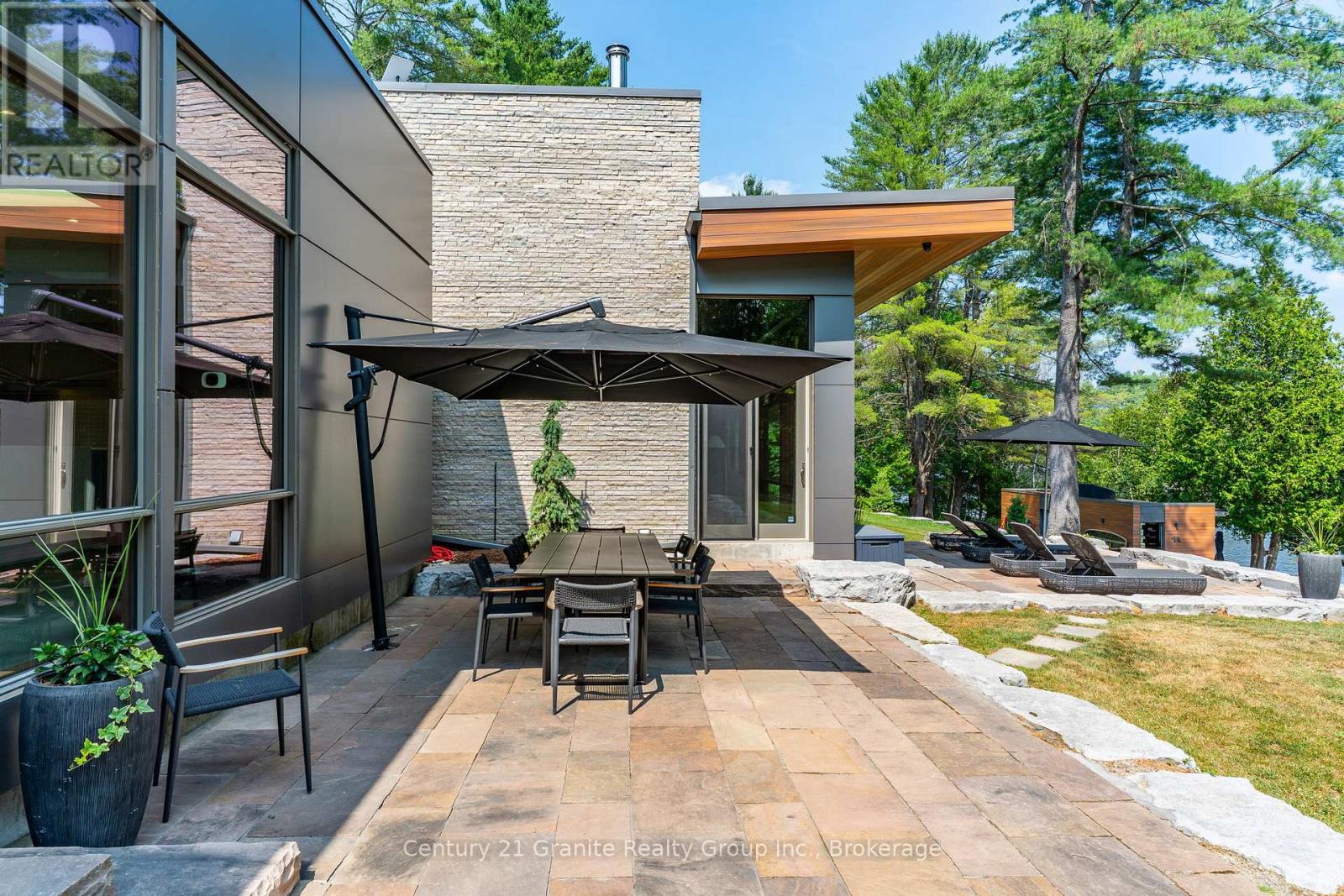 1085 Grace Road, Minden Hills, Ontario  K0M 2K0 - Photo 29 - X12934162