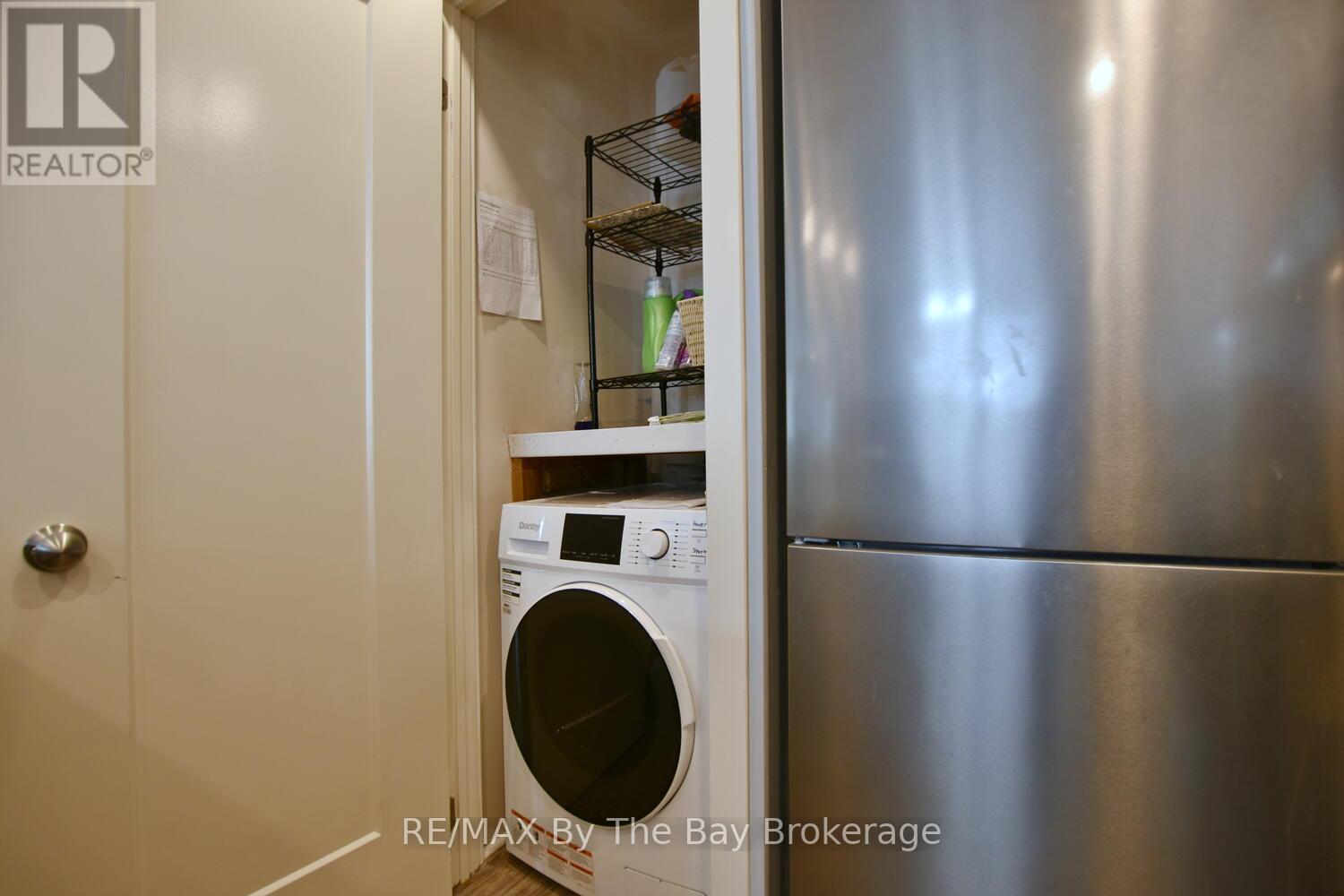 15 Carruthers Street S, Wasaga Beach, Ontario  L9Z 1K2 - Photo 13 - S12934442