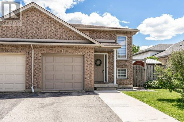 127 Walsh Crescent, Stratford, Ontario  N5A 7X7 - Photo 2 - X12934540