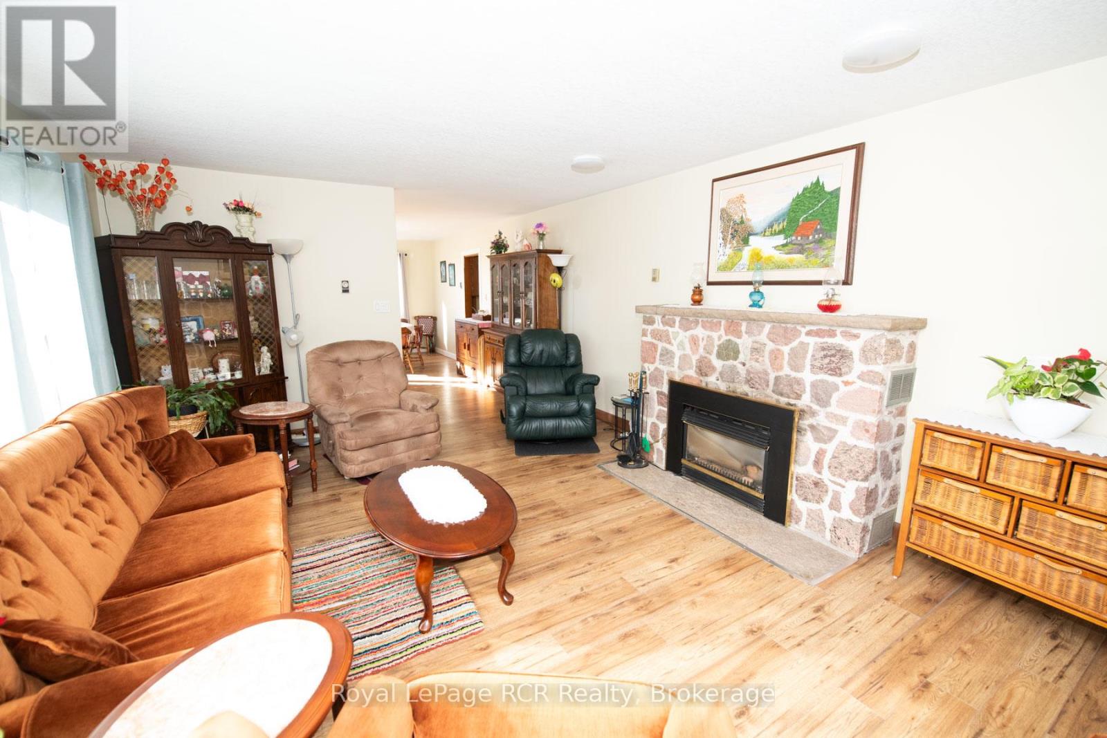 313634 Highway 6 Highway W, West Grey, Ontario  N0G 1R0 - Photo 15 - X12934622