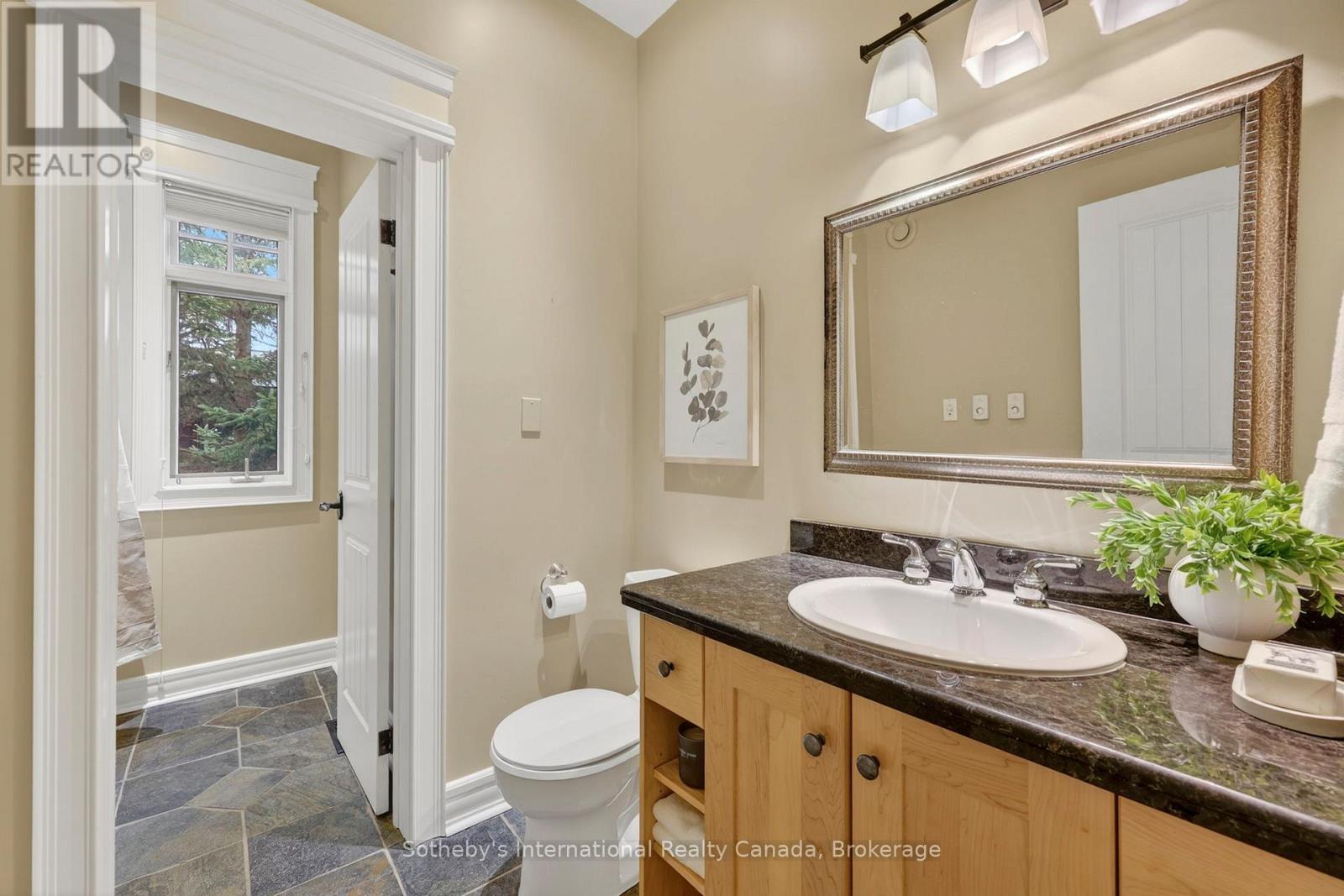 160 Sunset Boulevard, Blue Mountains, Ontario  N0H 2P0 - Photo 18 - X12935070