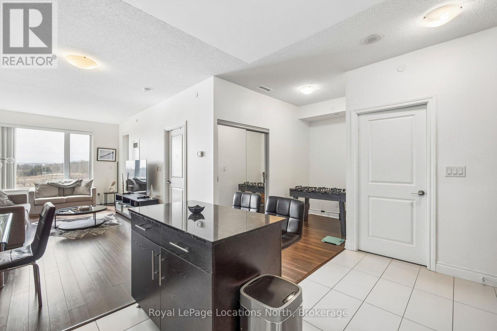 810 - 277 South Park Road, Markham, Ontario  L3T 0B7 - Photo 14 - N12935566