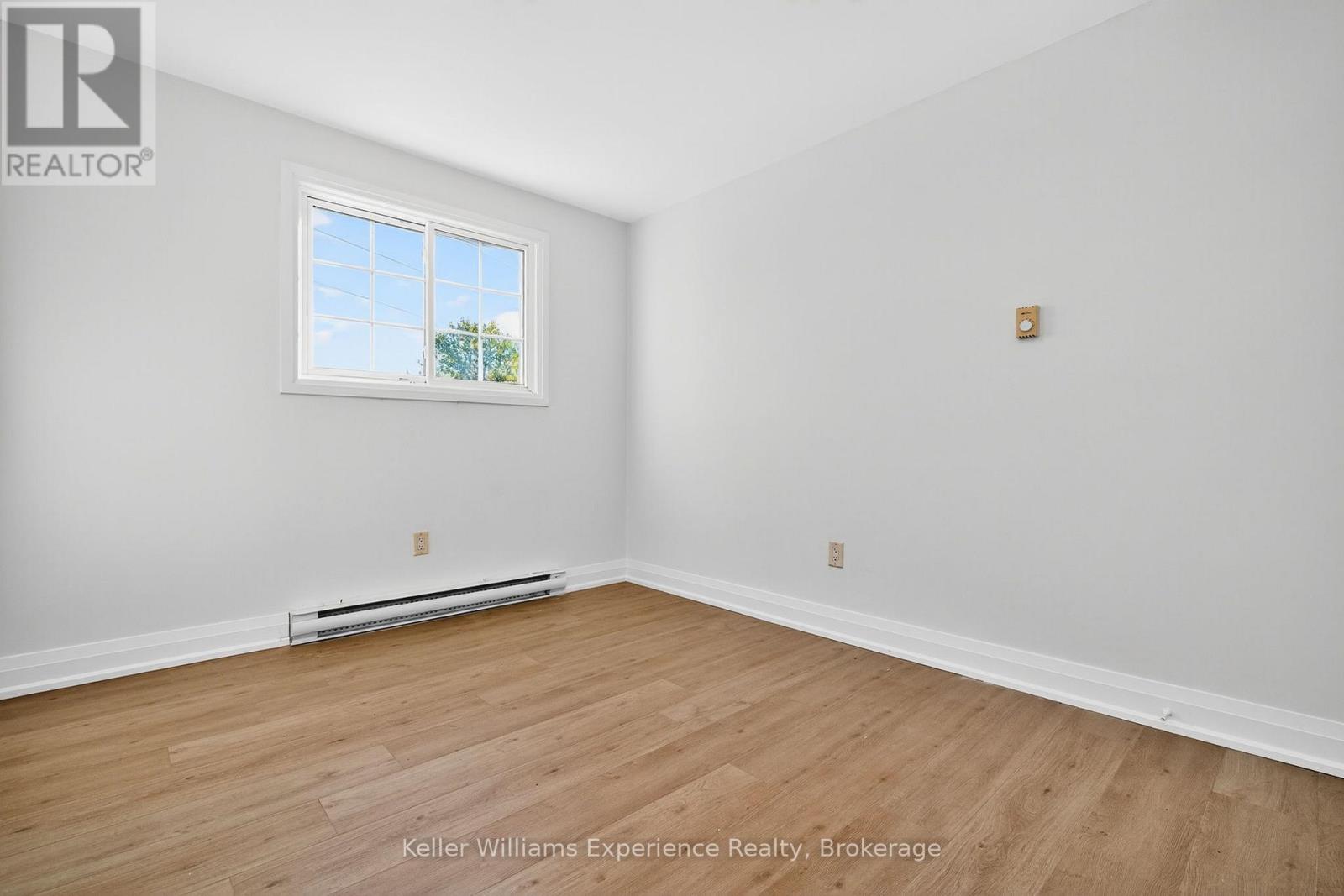 556 Champlain Road, Tiny, Ontario  L9M 0C2 - Photo 17 - S12935968