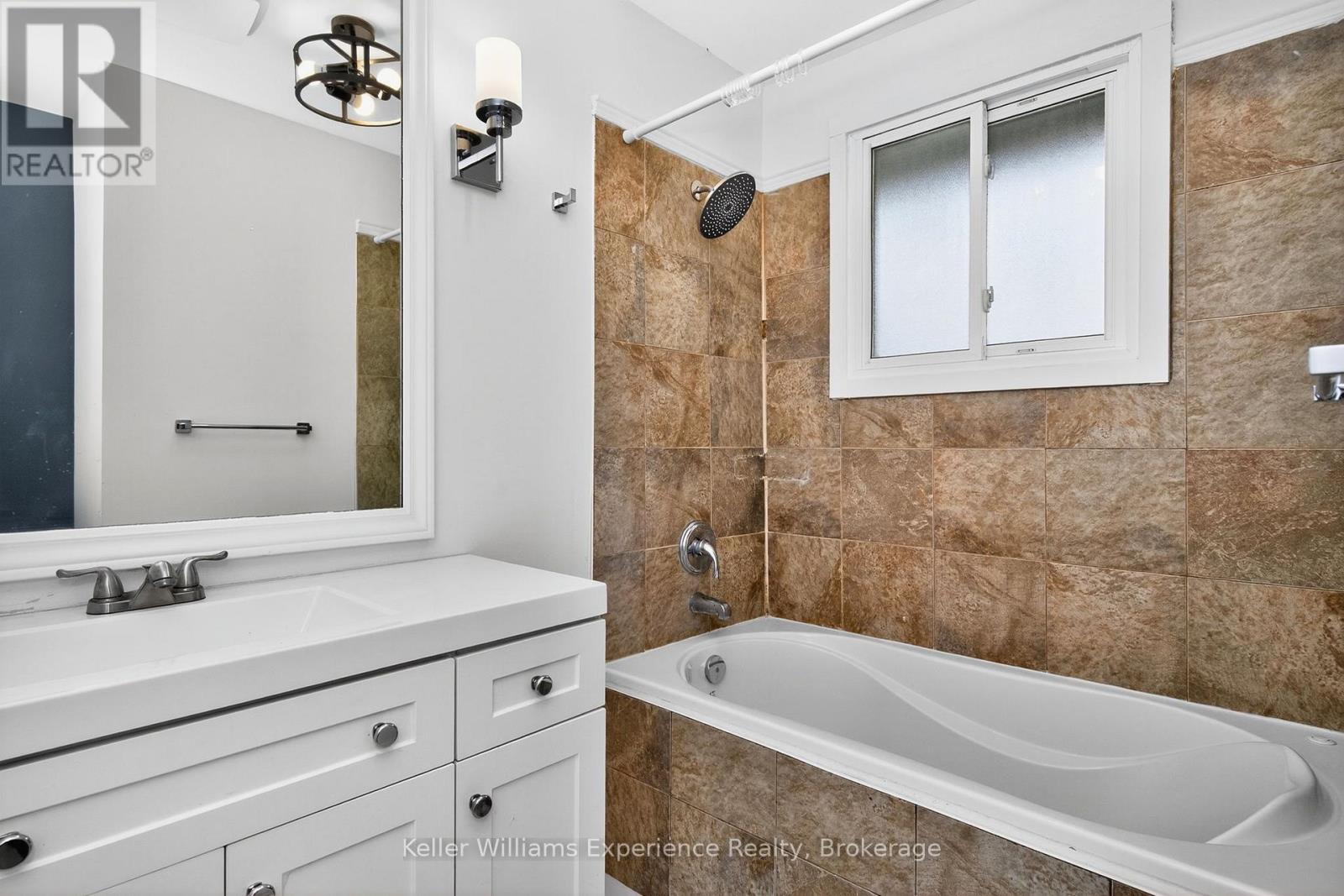 556 Champlain Road, Tiny, Ontario  L9M 0C2 - Photo 20 - S12935968