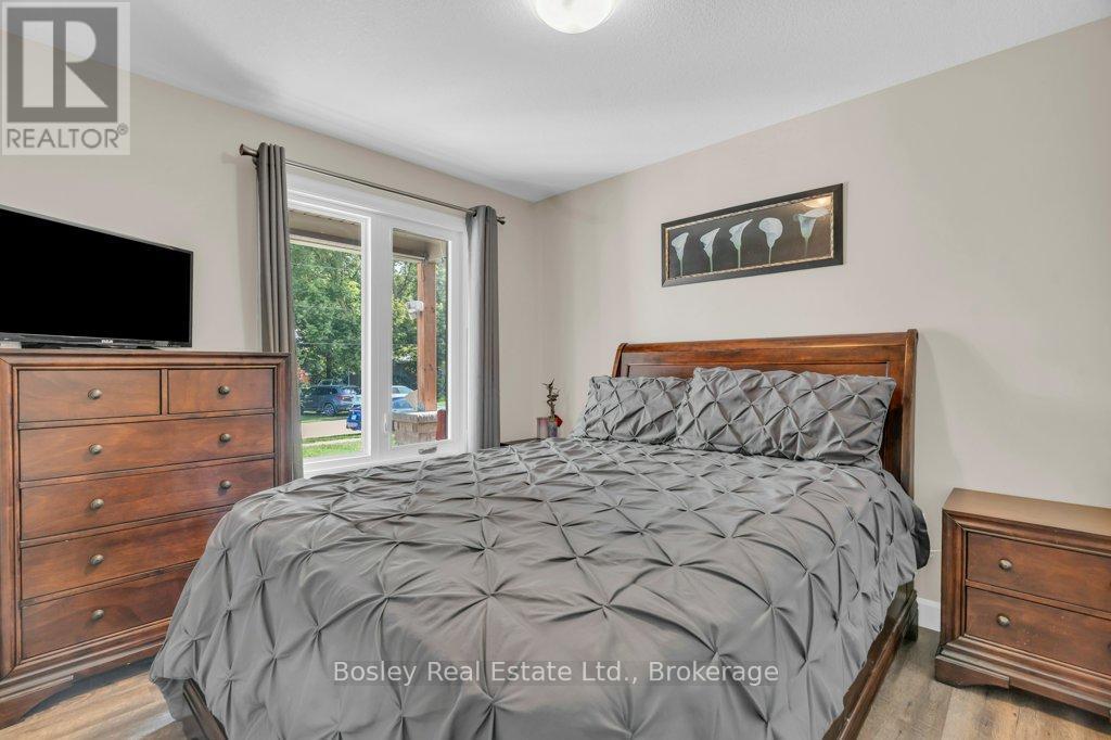 420 Victoria Street, Minto, Ontario  N0G 2P0 - Photo 20 - X12936068