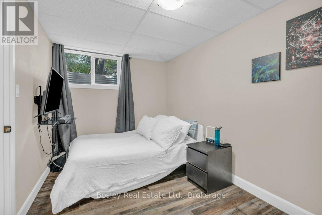 420 Victoria Street, Minto, Ontario  N0G 2P0 - Photo 42 - X12936068