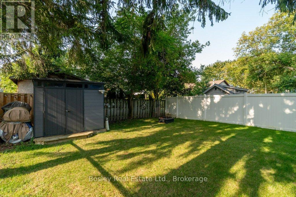 420 Victoria Street, Minto, Ontario  N0G 2P0 - Photo 44 - X12936068