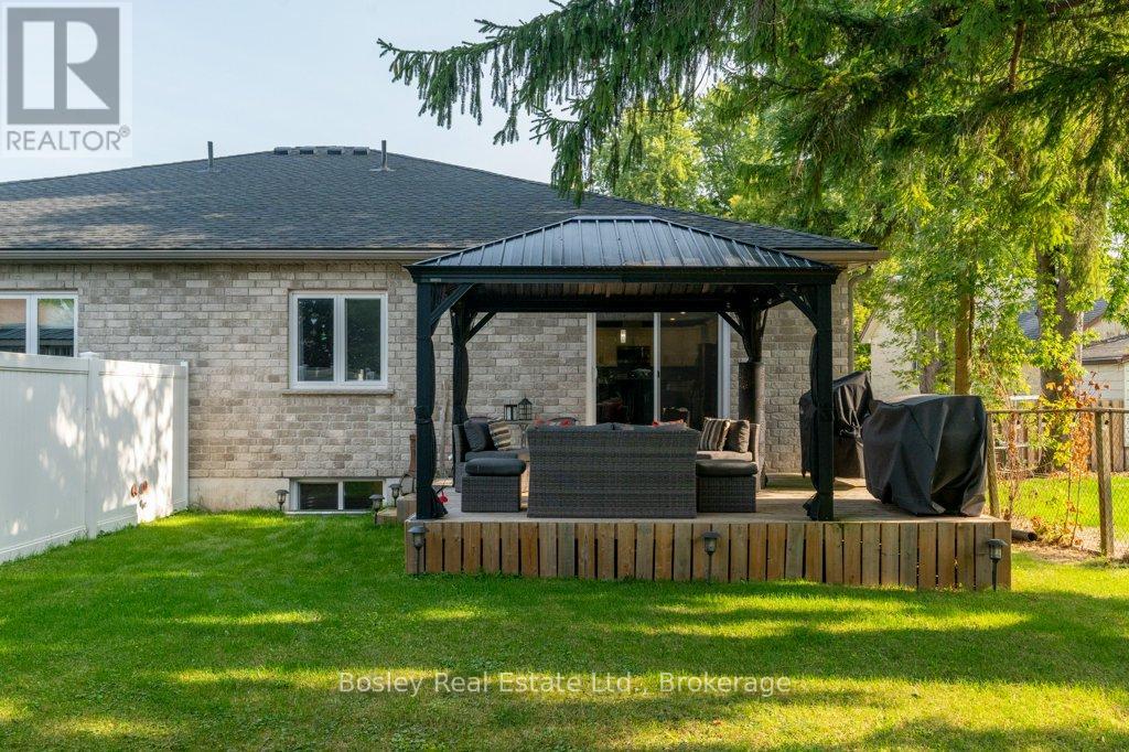 420 Victoria Street, Minto, Ontario  N0G 2P0 - Photo 47 - X12936068