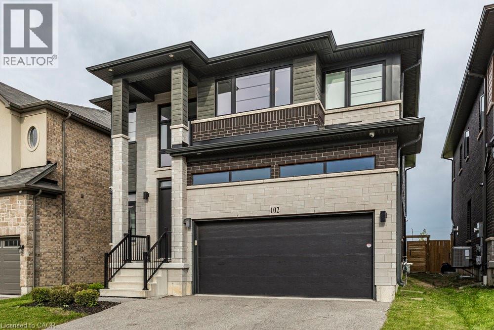 102 Greenwich Avenue, Stoney Creek, Ontario  L8J 0L6 - Photo 2 - 40816015