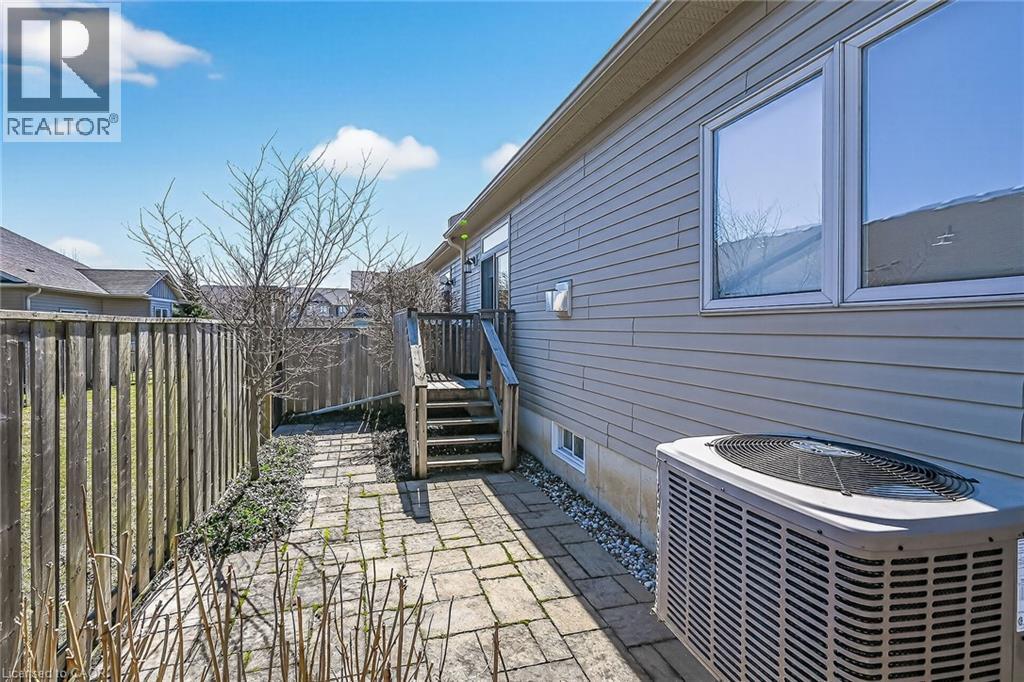 18 Ecker Lane, Hamilton, Ontario  L0R 1C0 - Photo 29 - 40816131