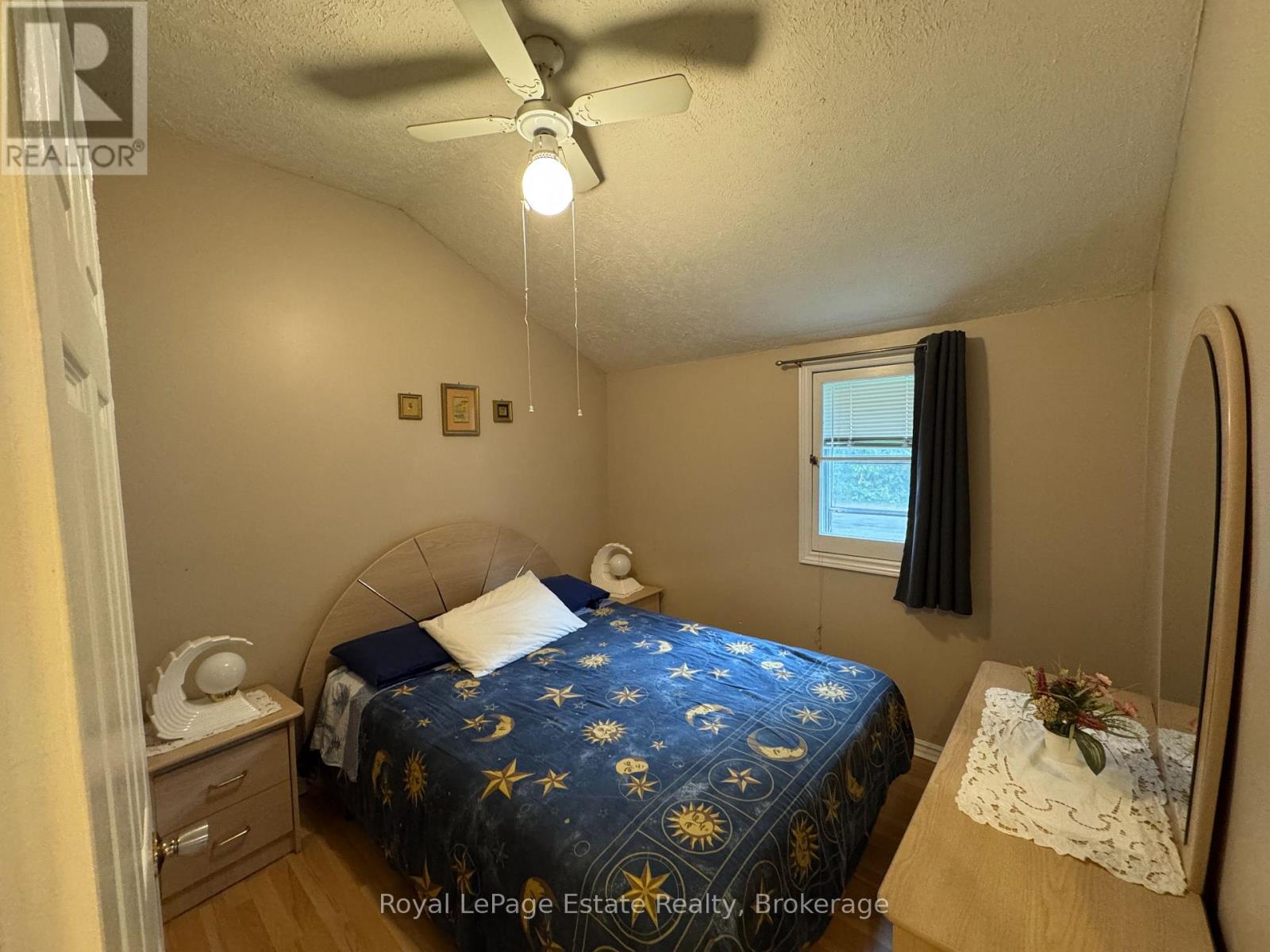 104 Third Avenue N, South Bruce Peninsula, Ontario  N0H 2G0 - Photo 21 - X12936592