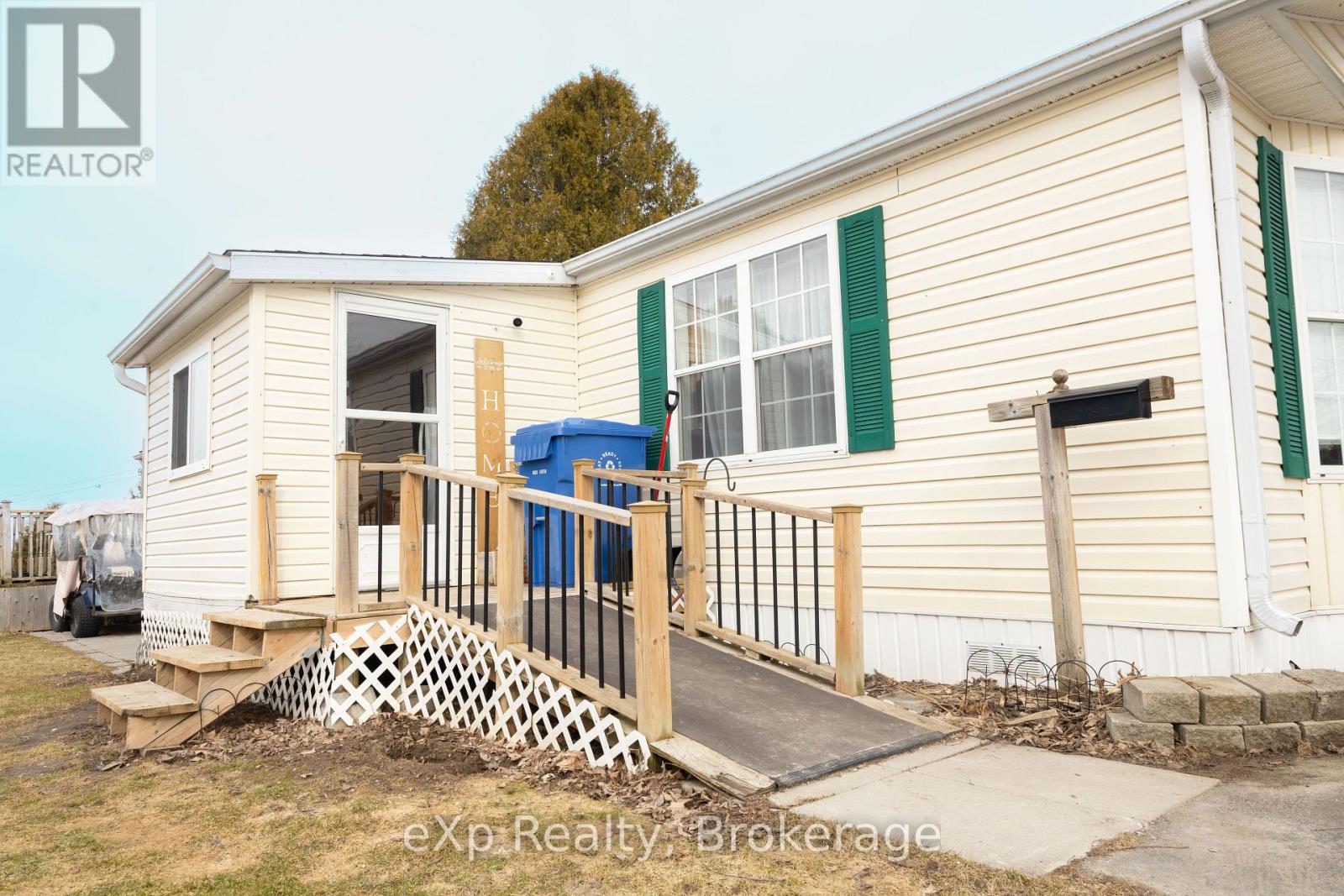 Unit 41 - 302694 Douglas Street, West Grey, Ontario  N0G 1R0 - Photo 3 - X12936724