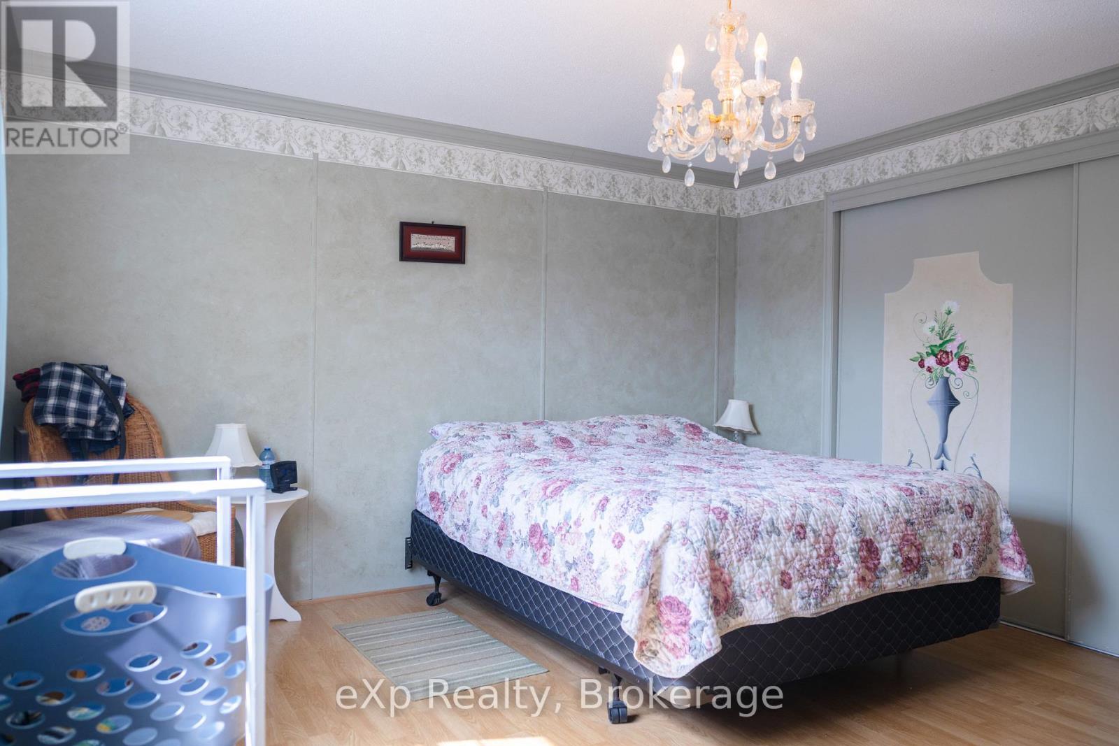 Unit 41 - 302694 Douglas Street, West Grey, Ontario  N0G 1R0 - Photo 9 - X12936724