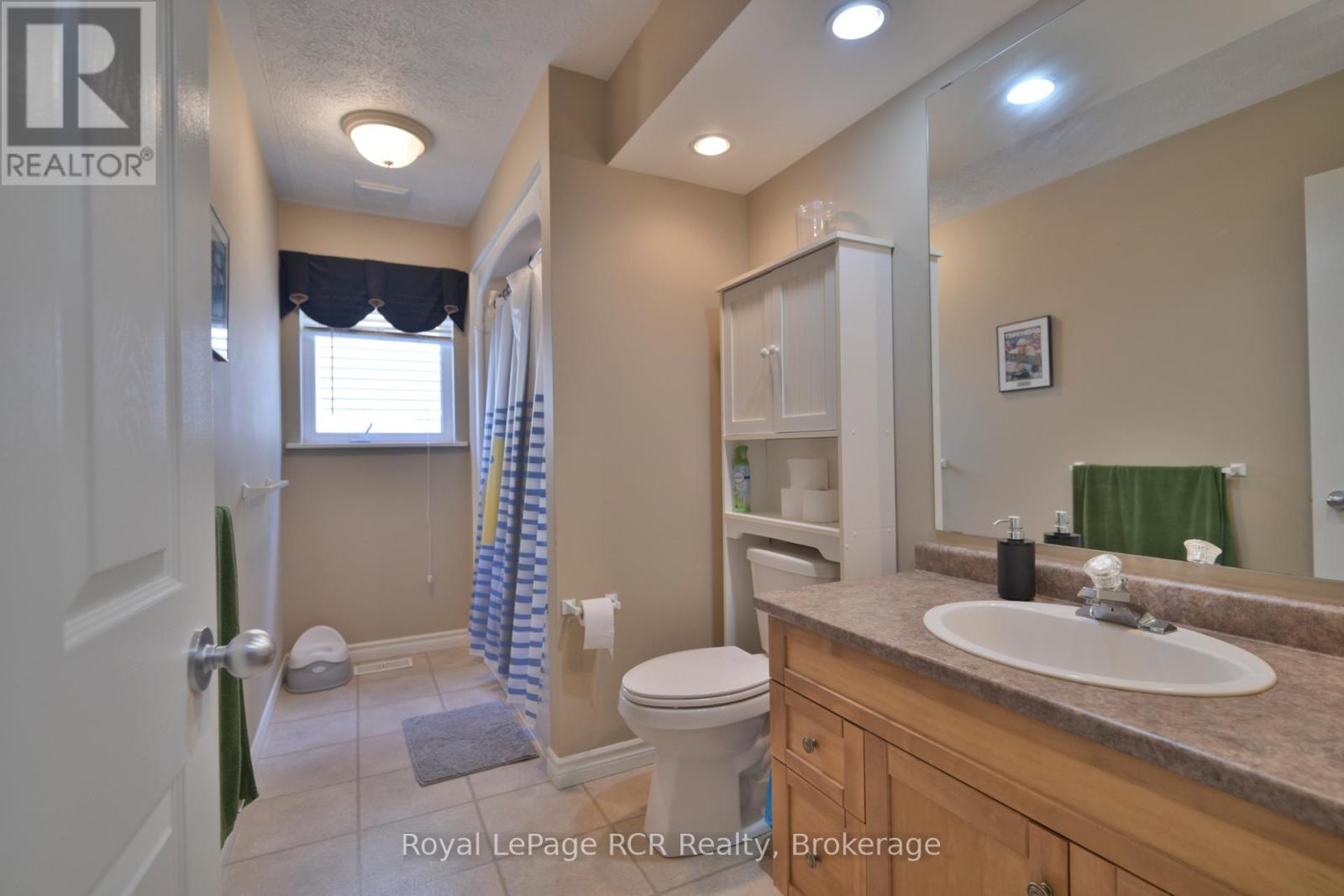 444 Grandview Road, North Huron, Ontario  N0G 2W0 - Photo 15 - X12937136