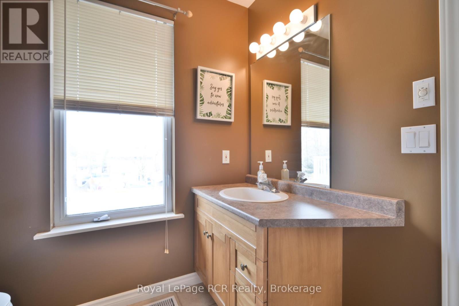 444 Grandview Road, North Huron, Ontario  N0G 2W0 - Photo 16 - X12937136