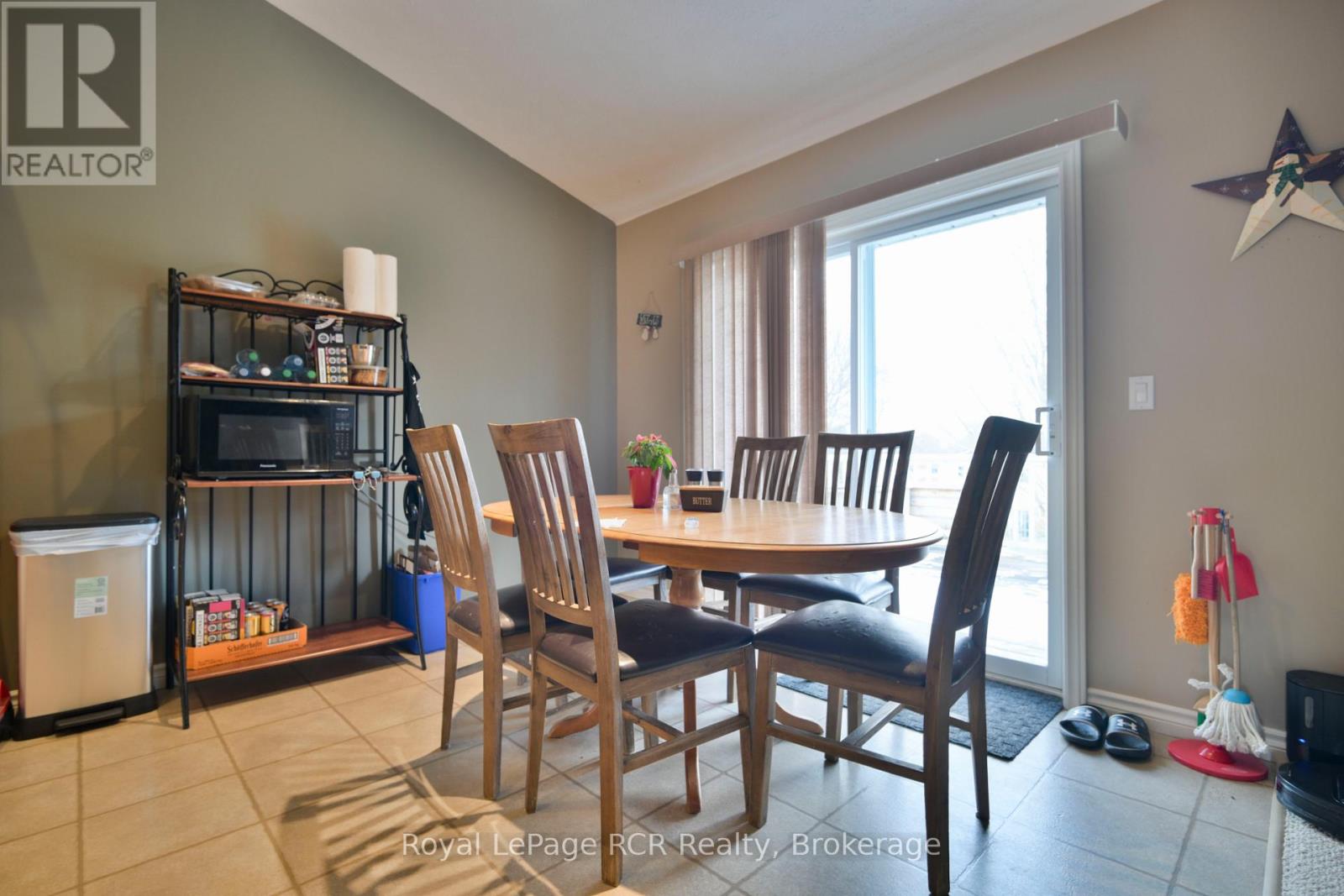 444 Grandview Road, North Huron, Ontario  N0G 2W0 - Photo 6 - X12937136