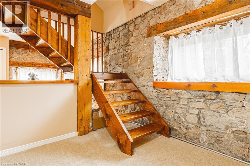 110 Freelton Road, Flamborough, Ontario  L8B 0Z3 - Photo 11 - 40816077