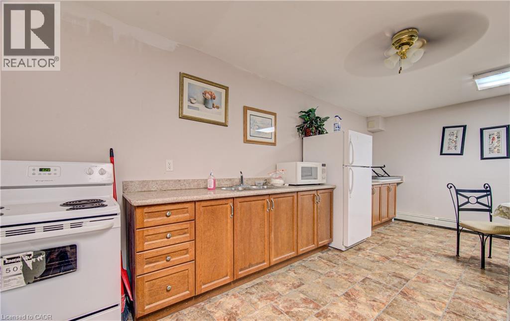 793 Colborne Street Unit# 202, Brantford, Ontario  N3S 7J3 - Photo 29 - 40815734