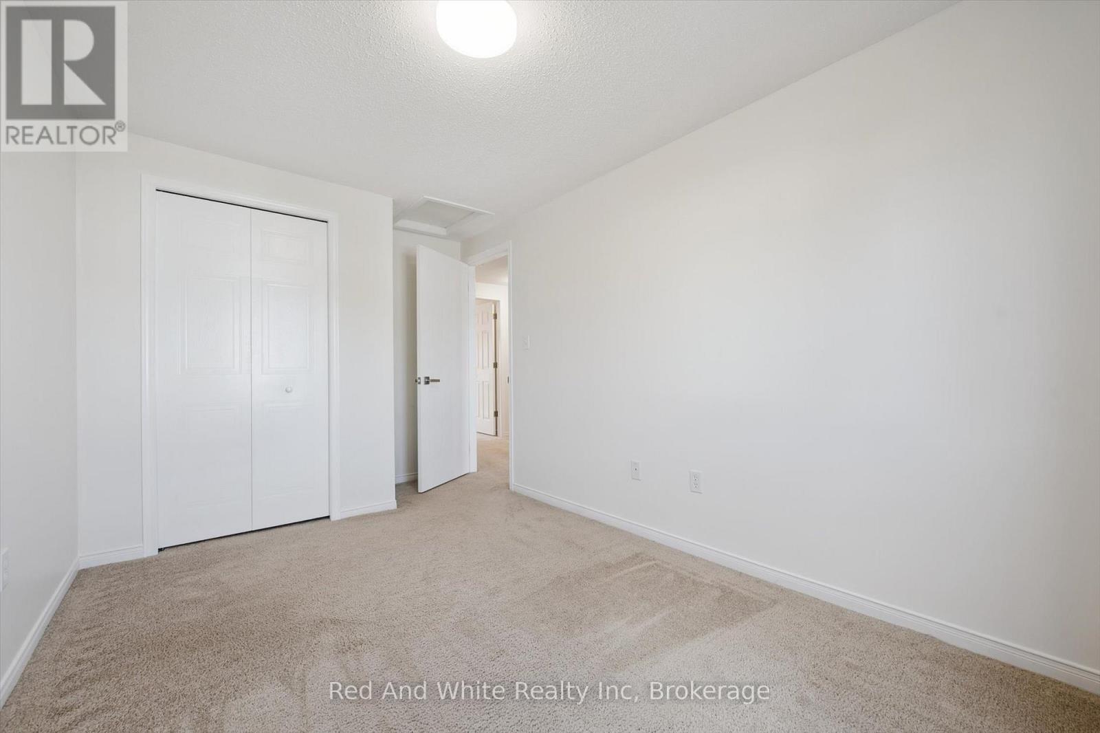 3 - 151 Clairfields Drive E, Guelph, Ontario  N1L 1P5 - Photo 22 - X12940480