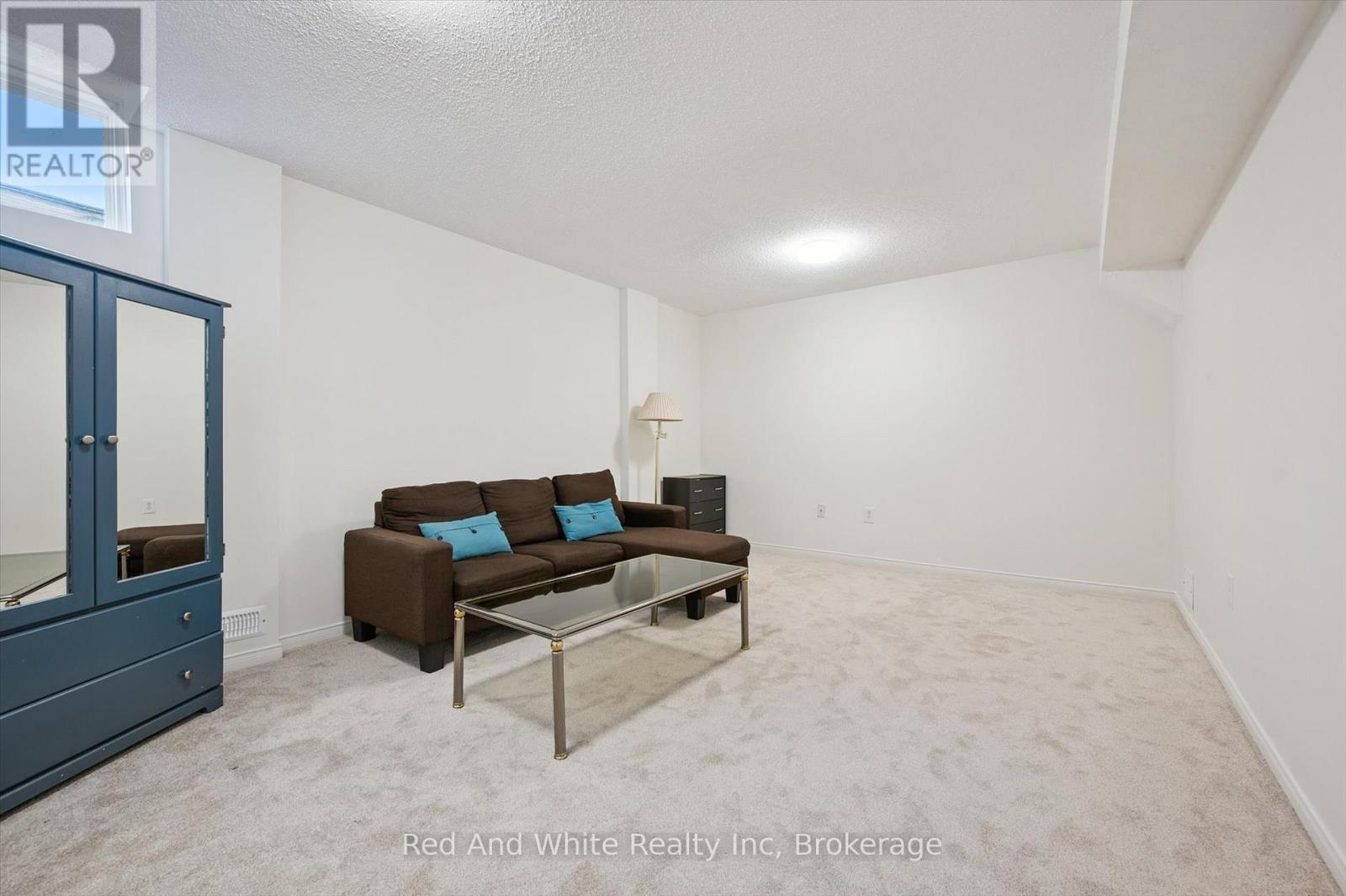 3 - 151 Clairfields Drive E, Guelph, Ontario  N1L 1P5 - Photo 26 - X12940480