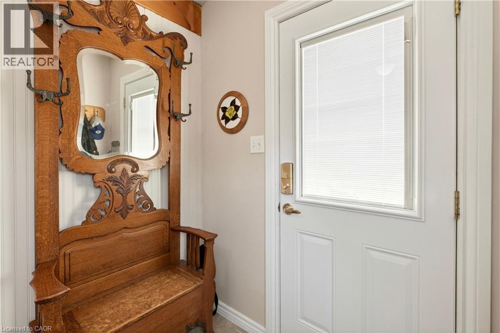 944 Garth Street, Hamilton, Ontario  L9C 4L2 - Photo 13 - 40816406