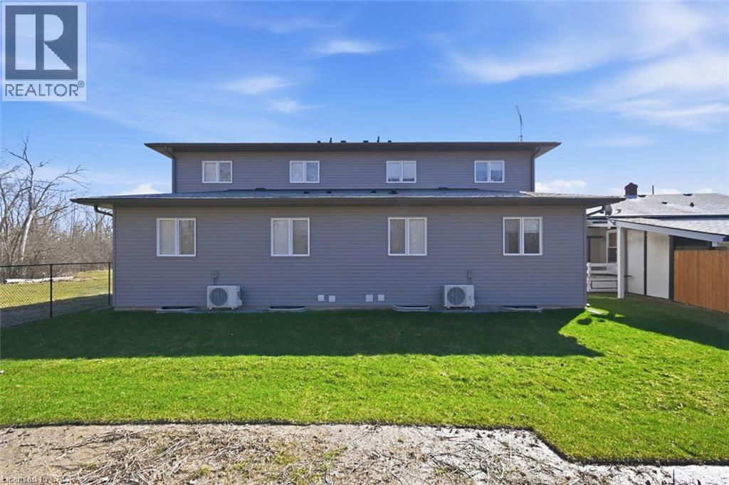 46 Pietz Avenue, Welland, Ontario  L3C 1Z4 - Photo 4 - 40816647