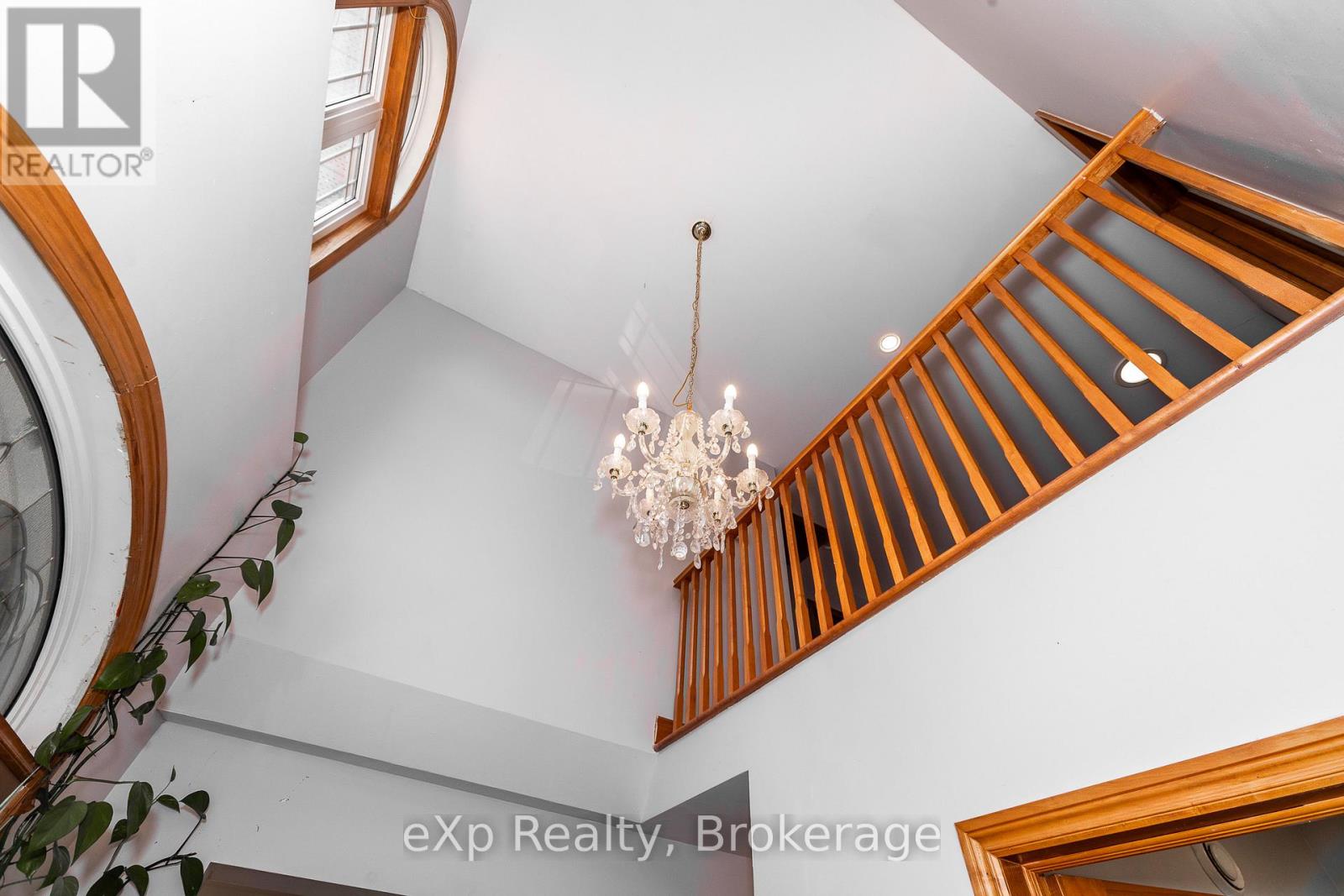 910 26th Street E, Owen Sound, Ontario  N4K 5N3 - Photo 4 - X12942598