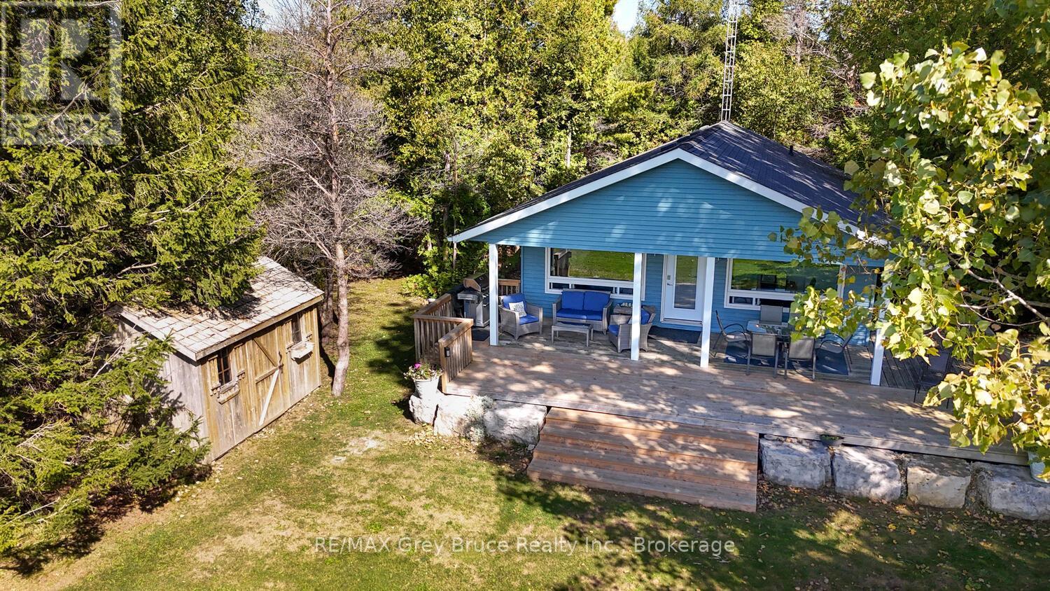 1208 Sunset Drive, South Bruce Peninsula, Ontario  N0H 2T0 - Photo 22 - X12942668
