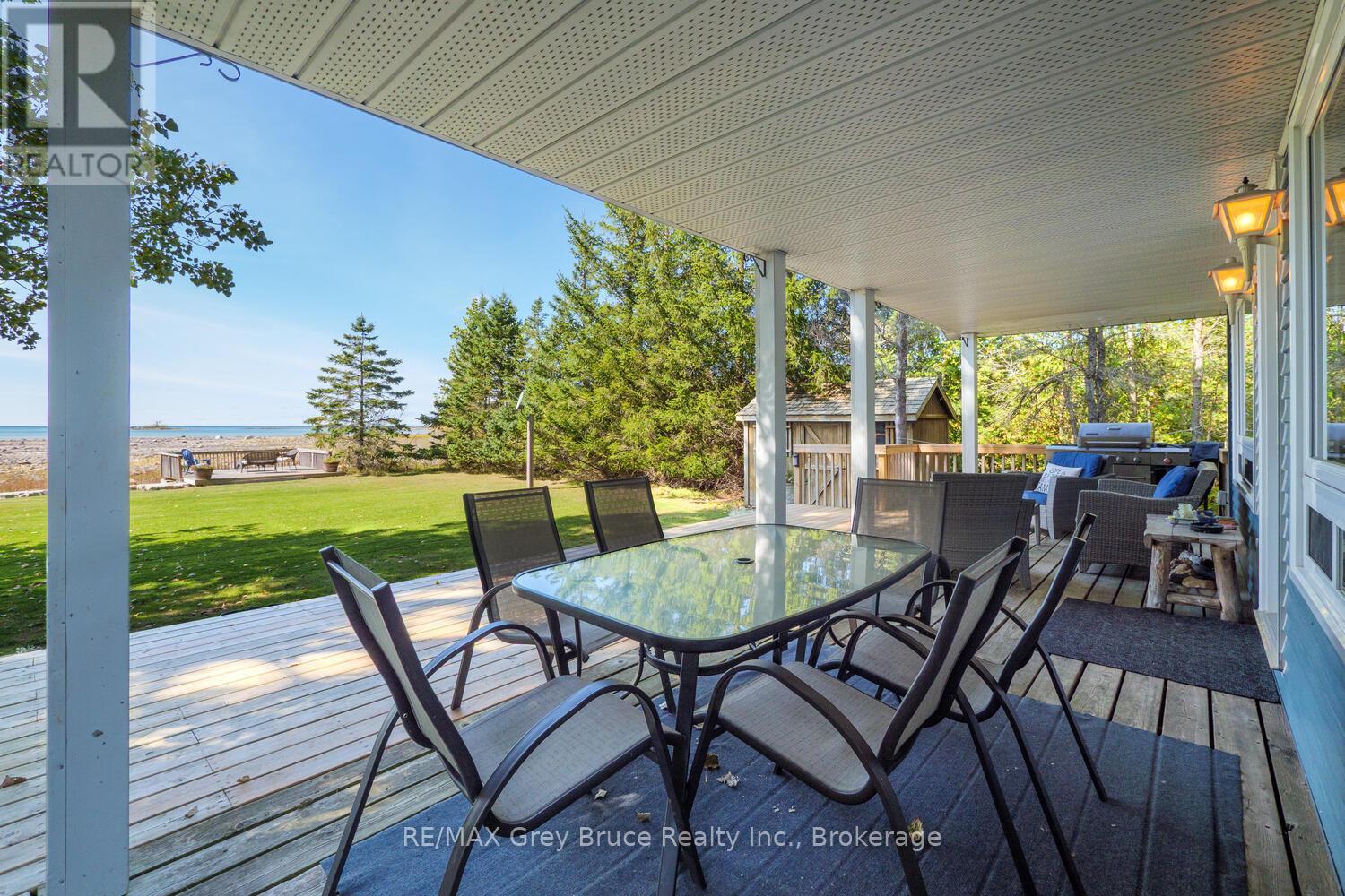1208 Sunset Drive, South Bruce Peninsula, Ontario  N0H 2T0 - Photo 23 - X12942668