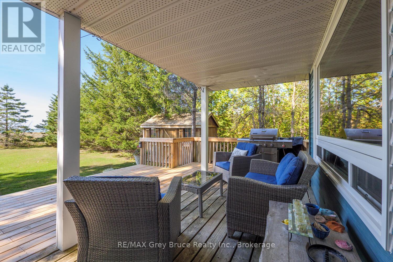 1208 Sunset Drive, South Bruce Peninsula, Ontario  N0H 2T0 - Photo 24 - X12942668