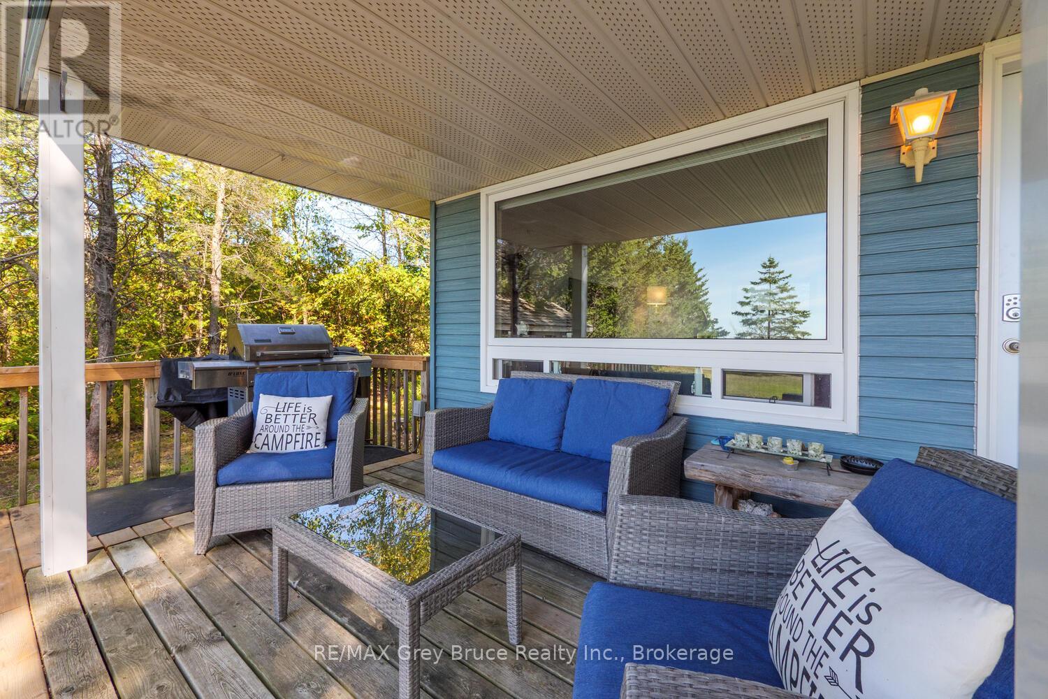 1208 Sunset Drive, South Bruce Peninsula, Ontario  N0H 2T0 - Photo 25 - X12942668