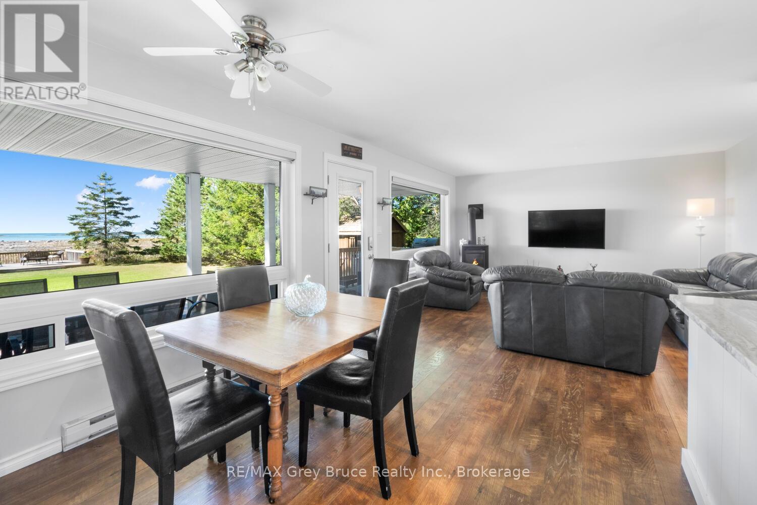 1208 Sunset Drive, South Bruce Peninsula, Ontario  N0H 2T0 - Photo 7 - X12942668