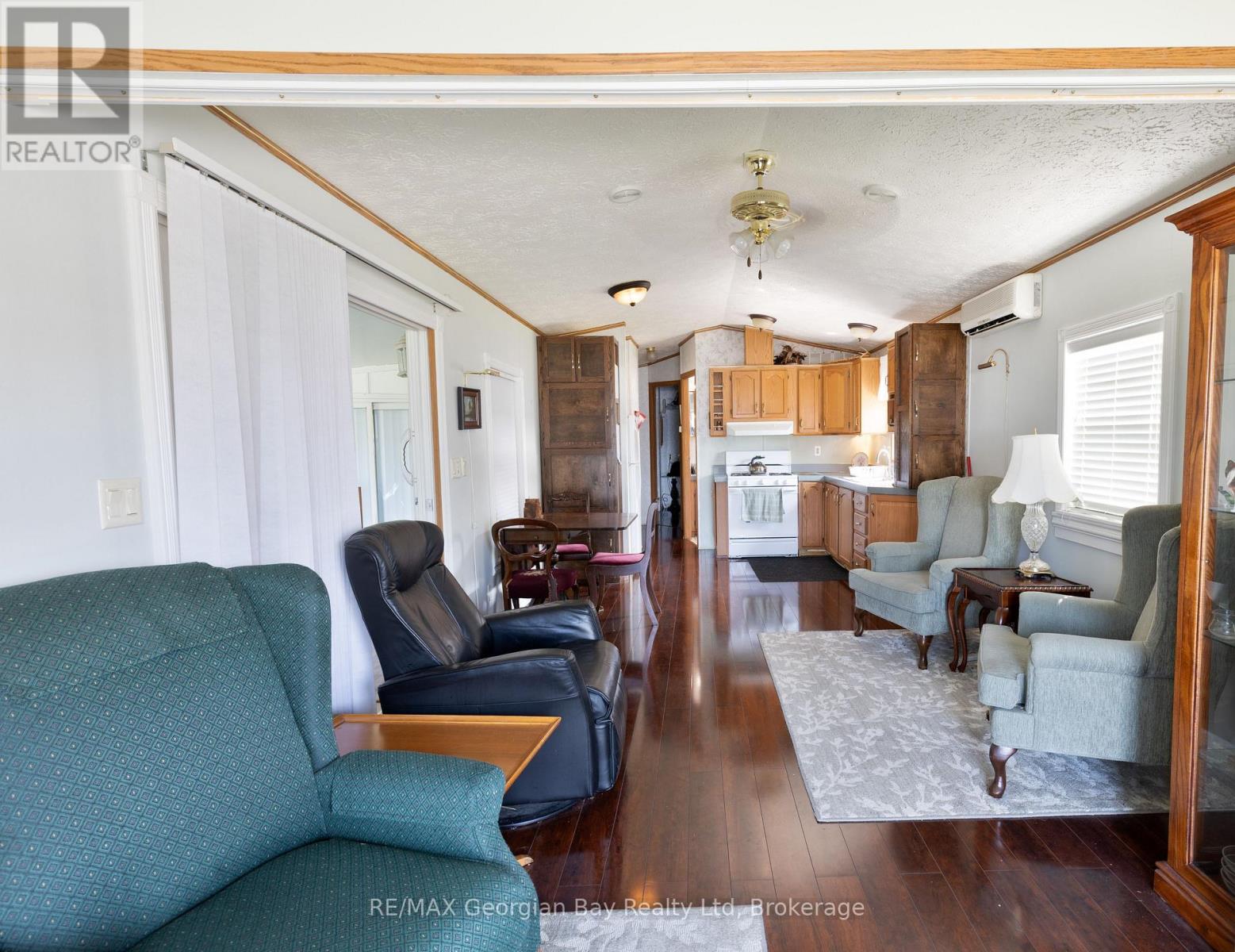 30 - 10 Winfield Drive, Tay, Ontario  L0K 2A0 - Photo 7 - S12943038