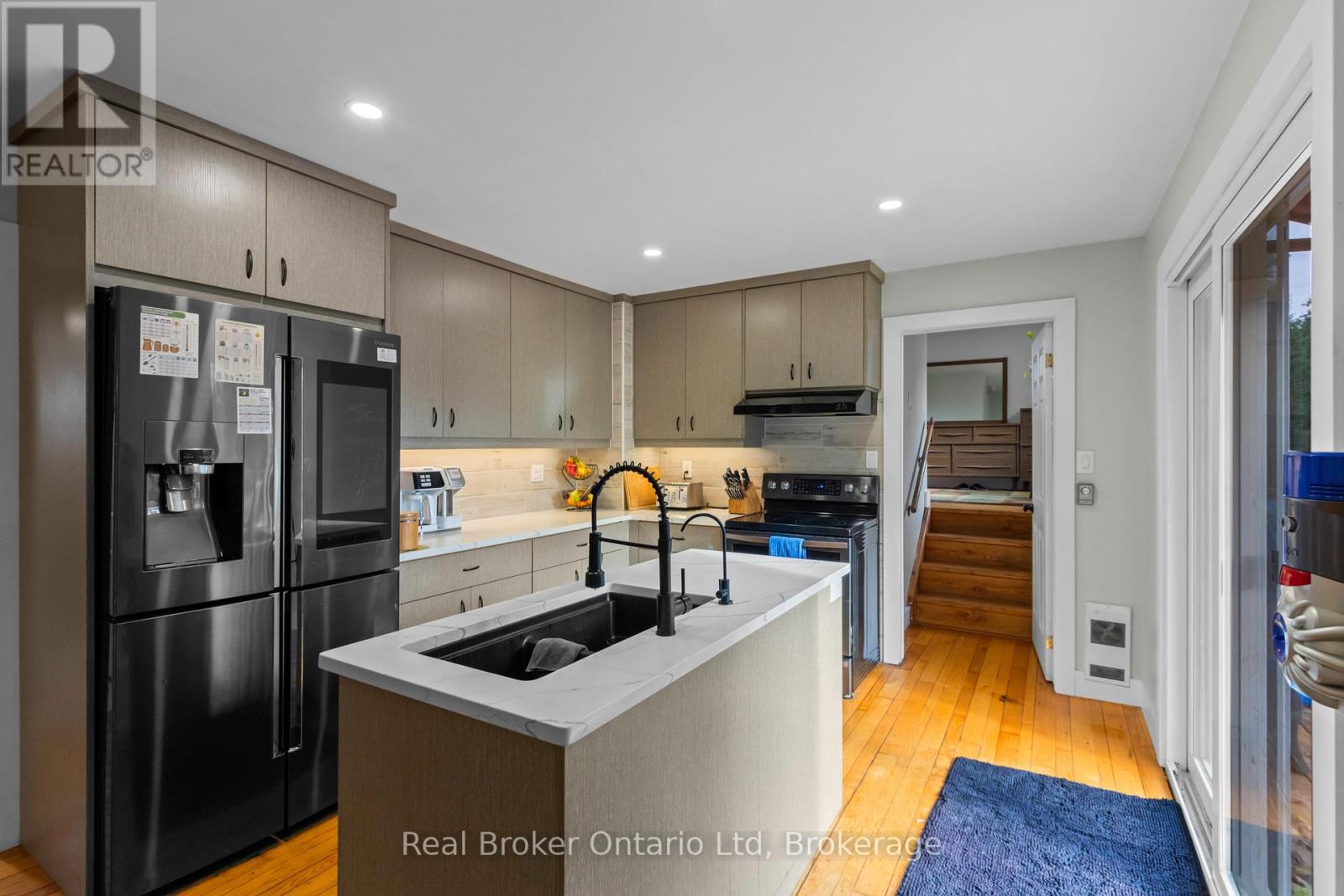 362120 16 Concession, Georgian Bluffs, Ontario  N0H 1P0 - Photo 11 - X12943328