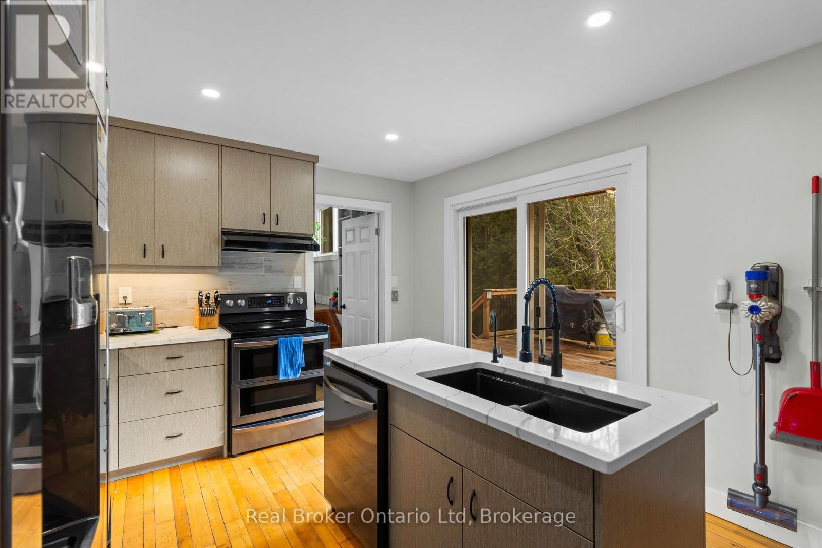 362120 16 Concession, Georgian Bluffs, Ontario  N0H 1P0 - Photo 13 - X12943328