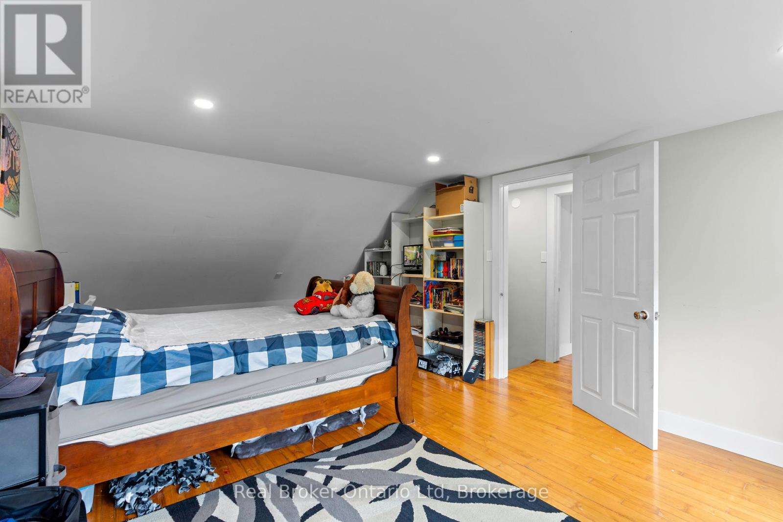 362120 16 Concession, Georgian Bluffs, Ontario  N0H 1P0 - Photo 22 - X12943328