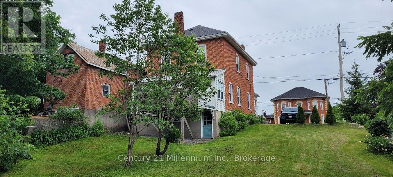117 Durham Street S, Centre Hastings, Ontario  K0K 2K0 - Photo 4 - X12943566