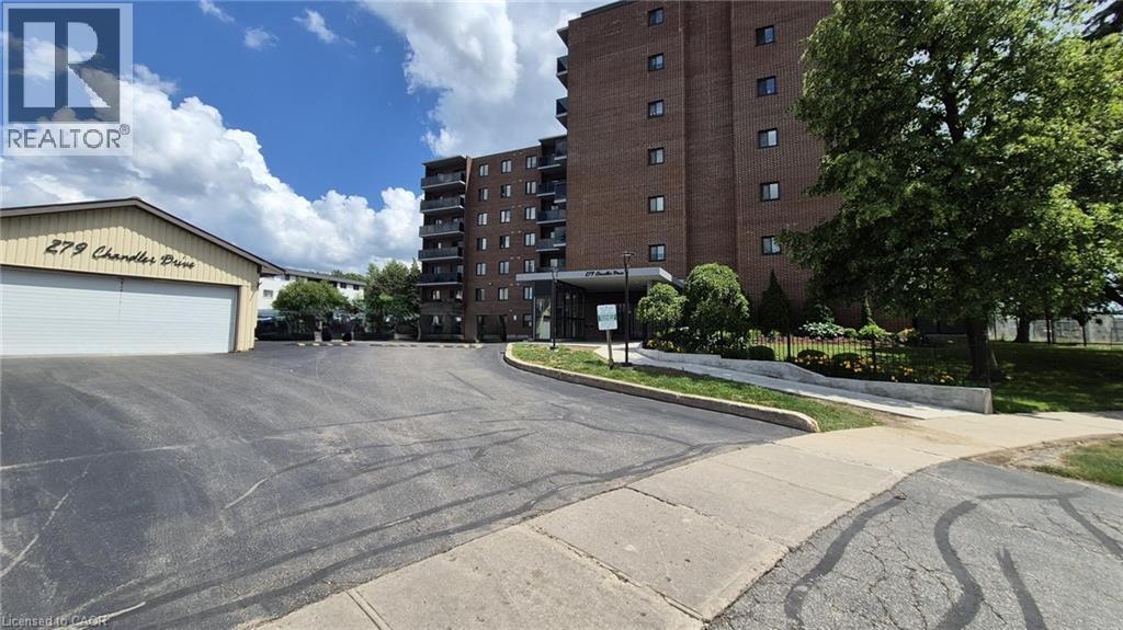 279 Chandler Drive Unit# 706, Kitchener, Ontario  N2E 1X6 - Photo 2 - 40816397