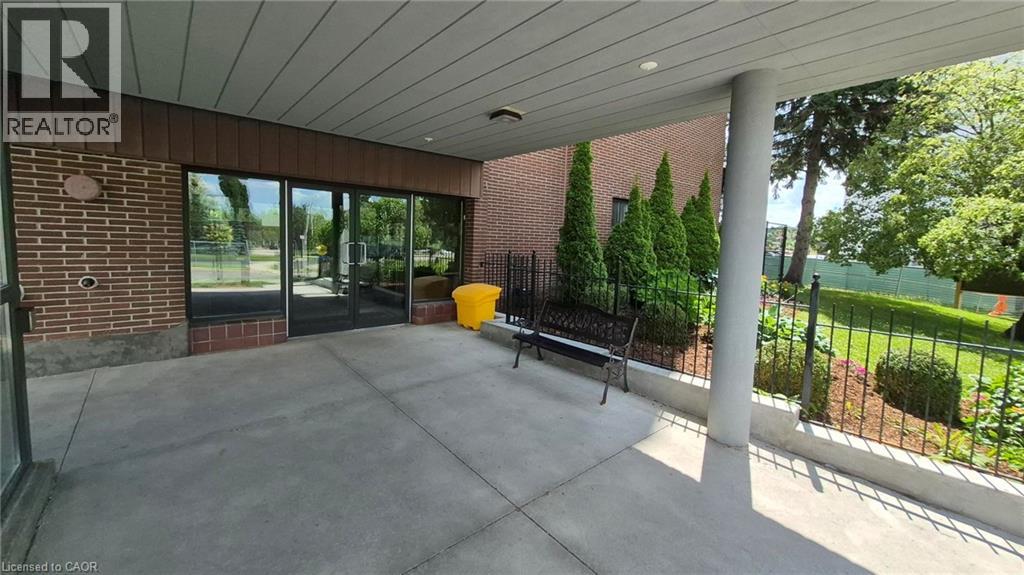 279 Chandler Drive Unit# 706, Kitchener, Ontario  N2E 1X6 - Photo 5 - 40816397