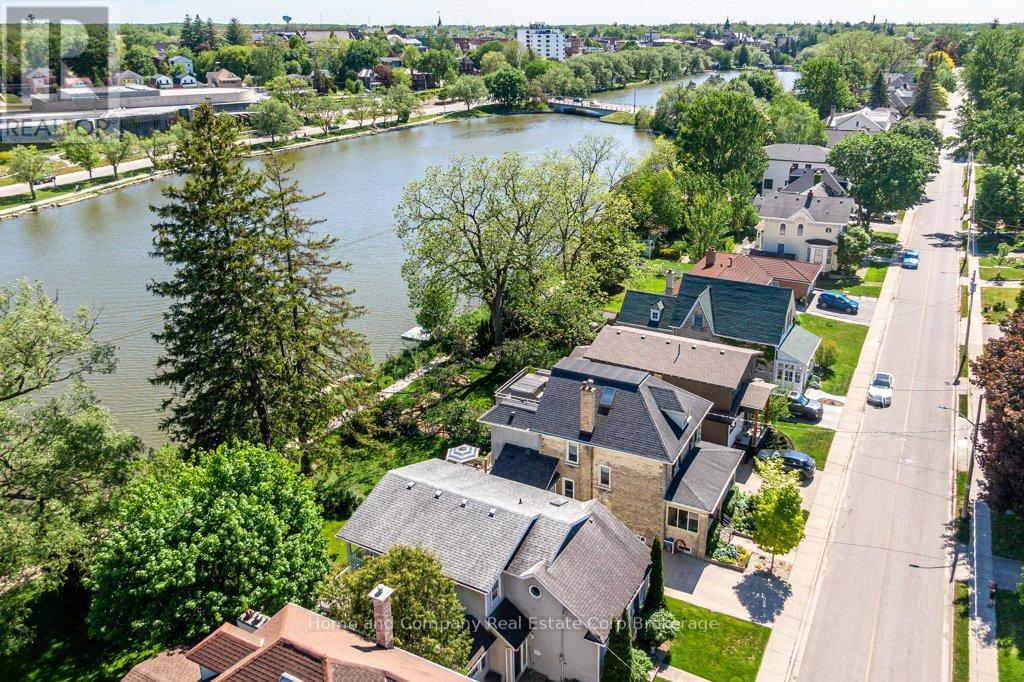 227 William Street, Stratford, Ontario  N5A 4Y2 - Photo 2 - X12944844