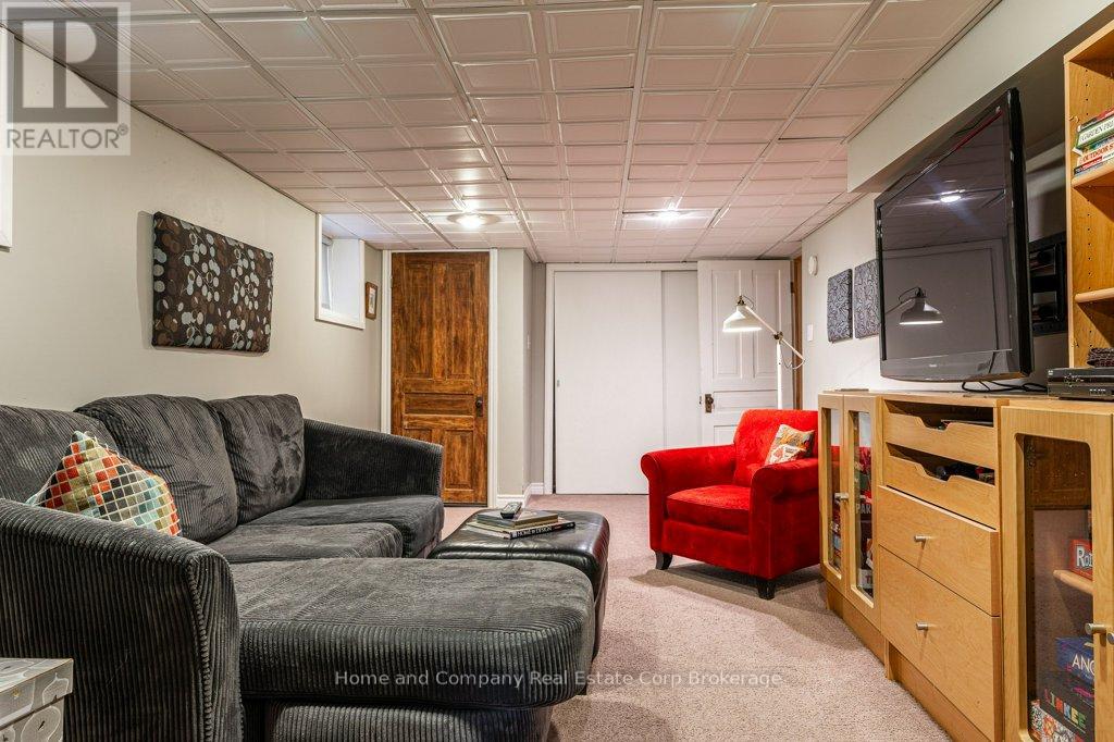 227 William Street, Stratford, Ontario  N5A 4Y2 - Photo 28 - X12944844