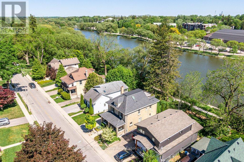 227 William Street, Stratford, Ontario  N5A 4Y2 - Photo 3 - X12944844