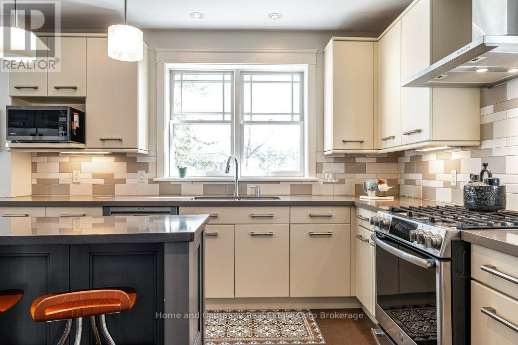 227 William Street, Stratford, Ontario  N5A 4Y2 - Photo 9 - X12944844