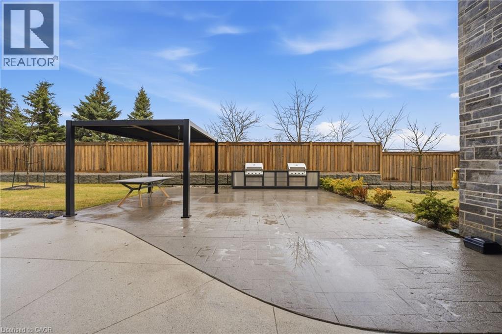 120 Springvalley Crescent Unit# 203, Hamilton, Ontario  L9C 0G2 - Photo 21 - 40816701