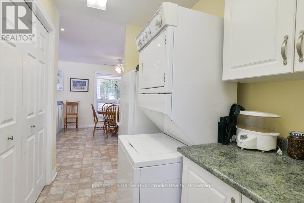 1009 Merkley Road E, Gravenhurst, Ontario  P1P 1R3 - Photo 18 - X12946520