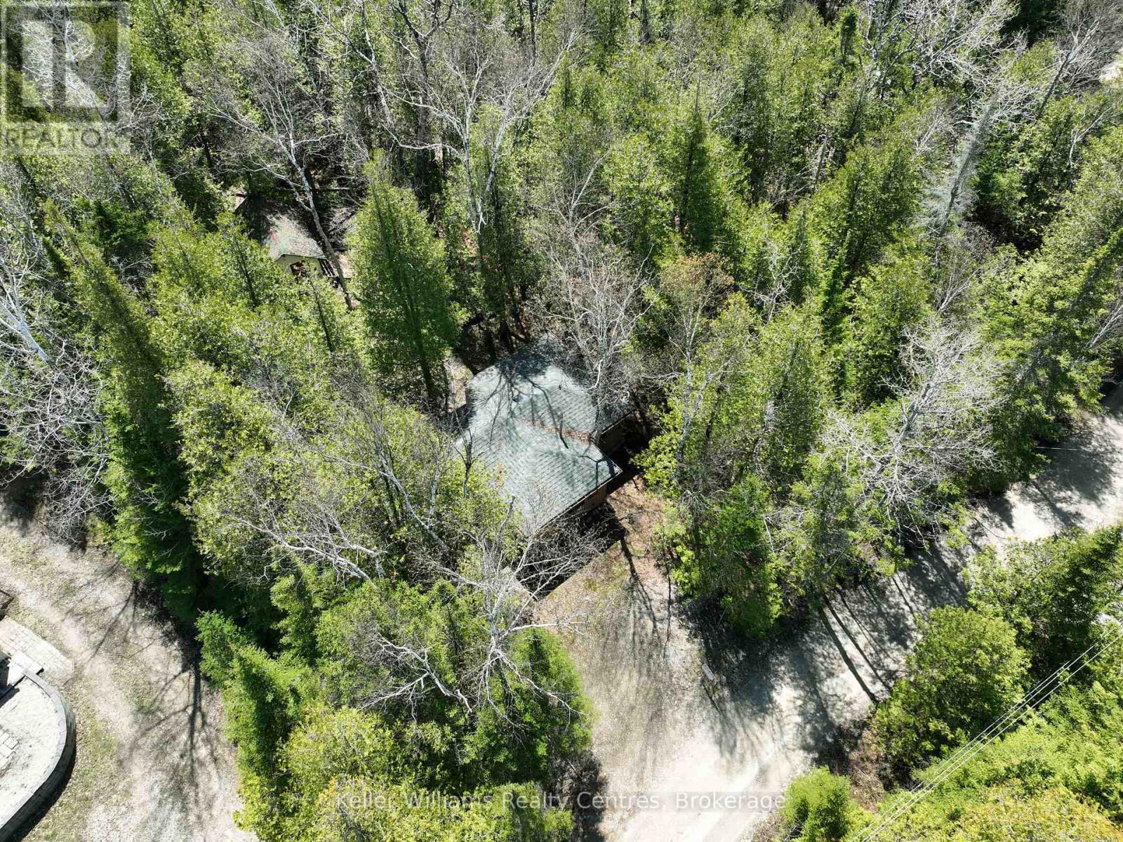 51 Cedar Trail, South Bruce Peninsula, Ontario  N0H 2T0 - Photo 2 - X12946838