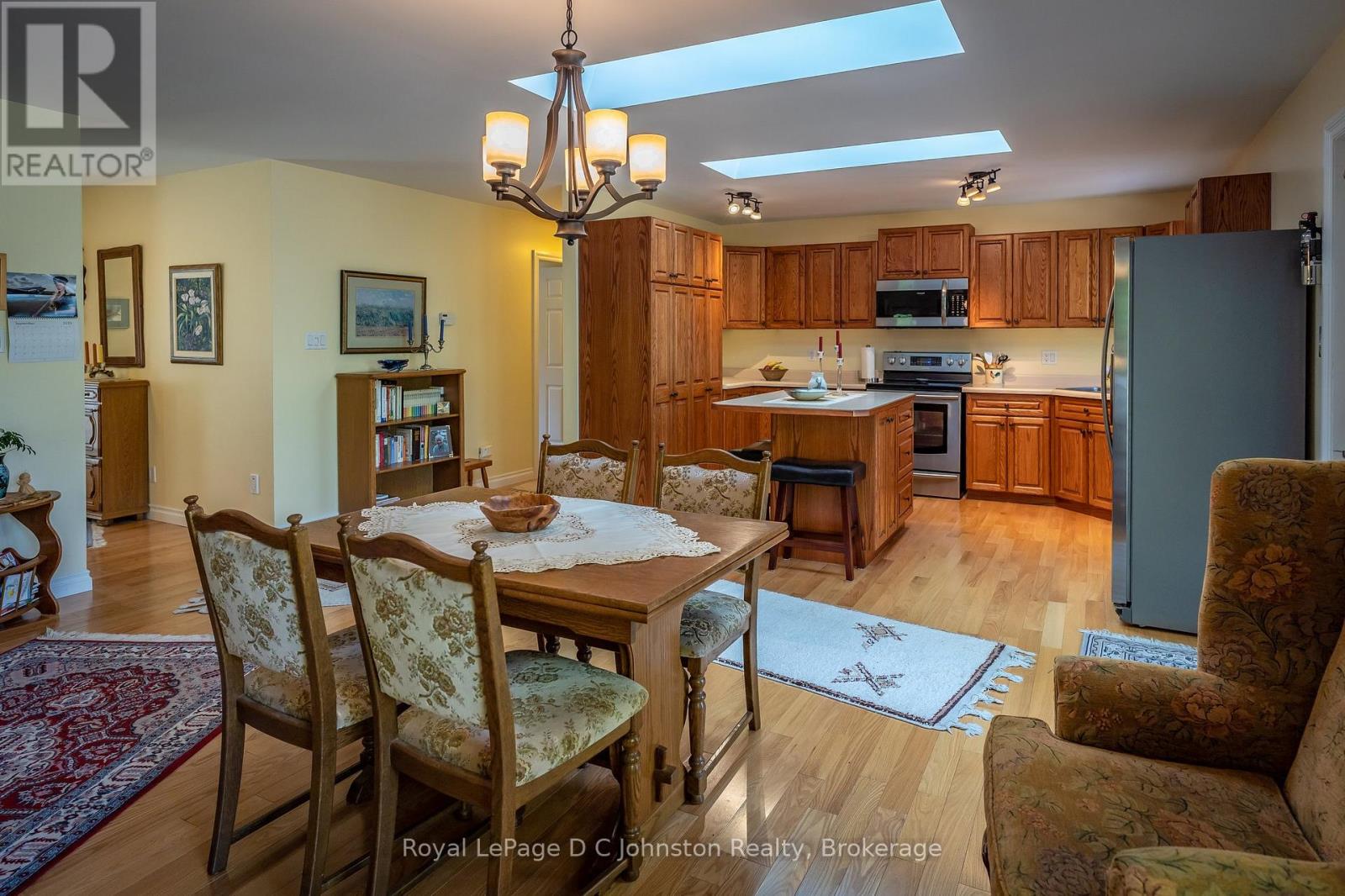 27 Gremik Crescent, South Bruce Peninsula, Ontario  N0H 2G0 - Photo 11 - X12946844