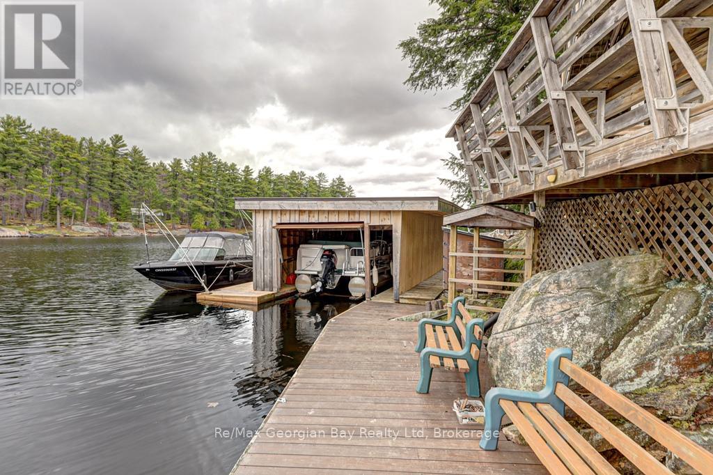 15sr405 Severn River Shore, Muskoka Lakes, Ontario  L0K 1E0 - Photo 2 - X12946922